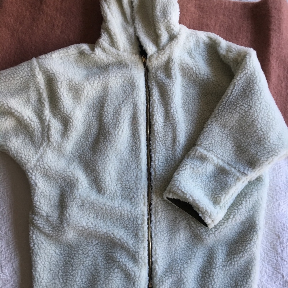 NWOT Reversible Faux-Shearling Coat - Picture 2 of 8